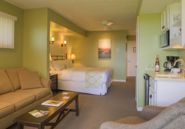 Extraordinary The Inn At Chateau Grand Traverse Photos